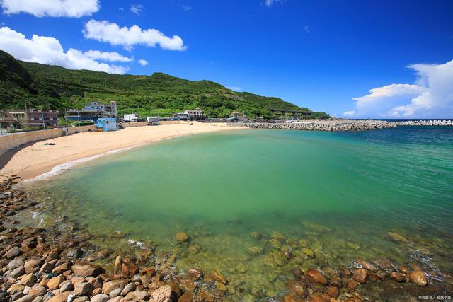 浅水湾，香港的度假胜地，被誉为“东方夏威夷”